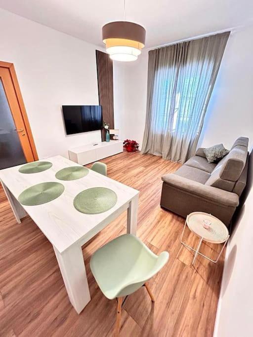 Soleo Guesthouse Monza Zewnętrze zdjęcie