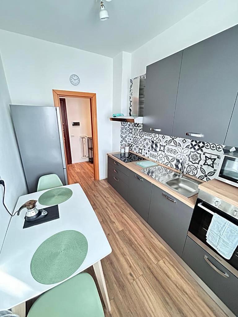 Soleo Guesthouse Monza Zewnętrze zdjęcie